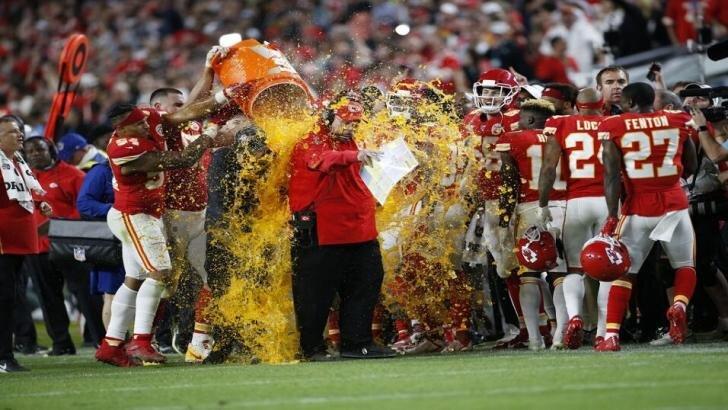Super Bowl 2024: hino nacional, cor do Gatorade, Taylor Swift e outras apostas curiosas